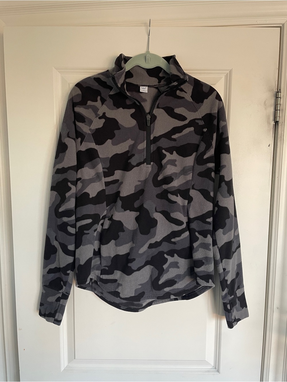 Old Navy Gray & Black Camouflage Quarter-Zip Fleece Pullover